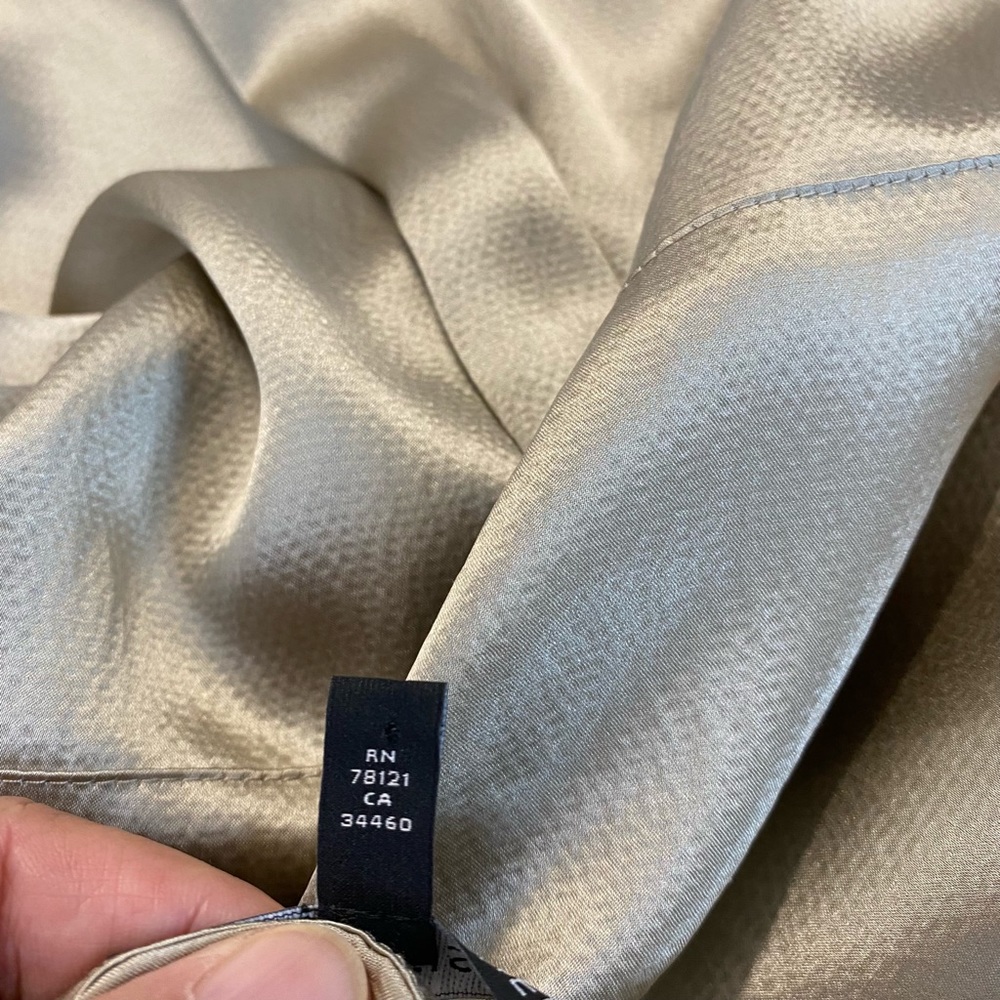 Eileen Fisher Women’s Textured Silk Button Front - Picture 4 of 8
